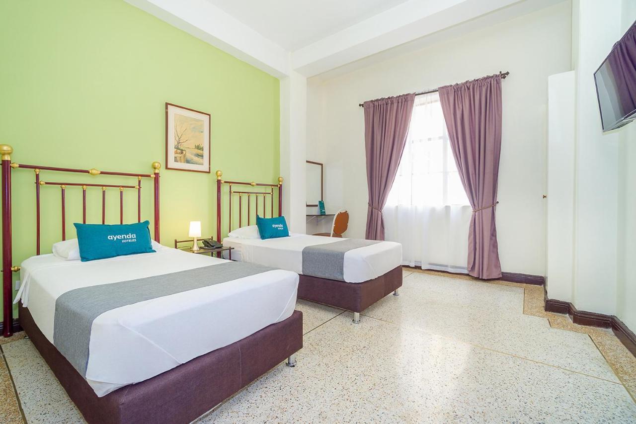 Ayenda Astoria Real